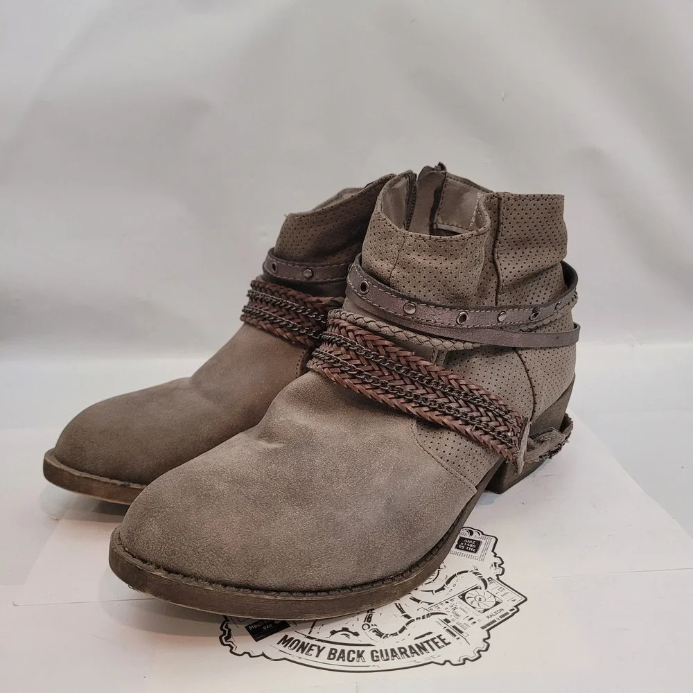 Maurices Cassie Ankle Boots Womens 9M Taupe Perforated Boho Chain Straps 79232